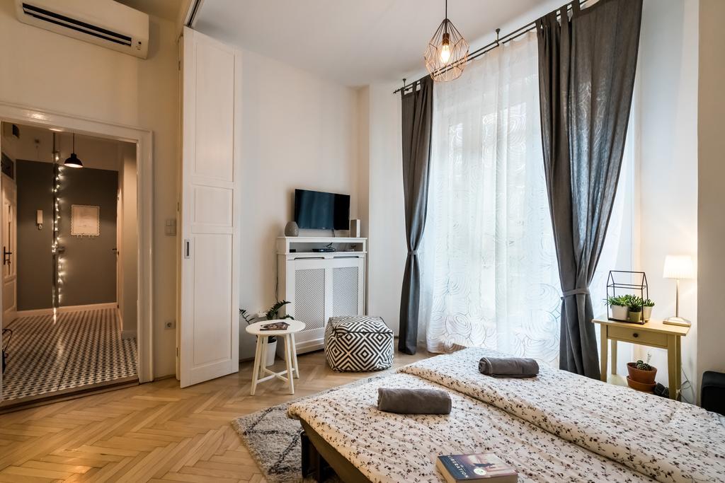 Bpr Charming Design Apartment With Balcony, A/C Budapest Eksteriør billede
