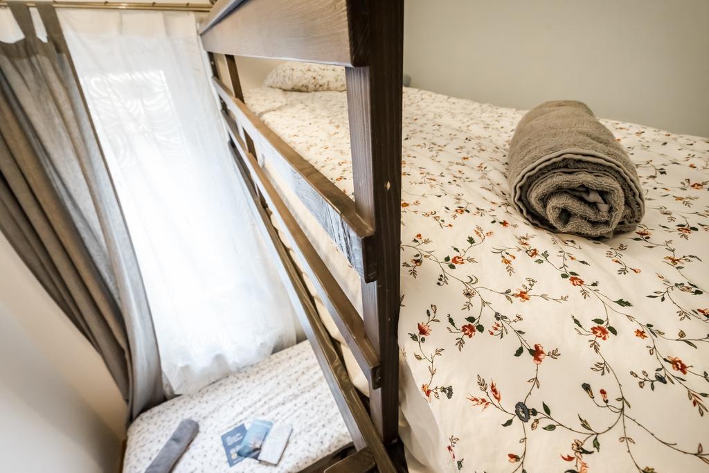 Bpr Charming Design Apartment With Balcony, A/C Budapest Eksteriør billede